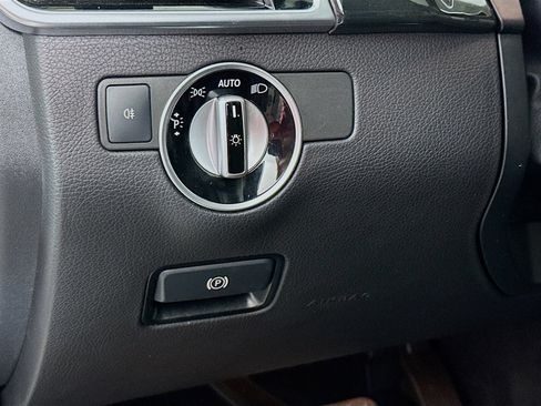 Used 2018 Mercedes-Benz GLE 350 4MATIC image 11