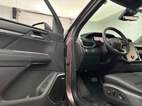 New 2026 GMC Acadia Elevation w/ Elevation Premium Package image 18