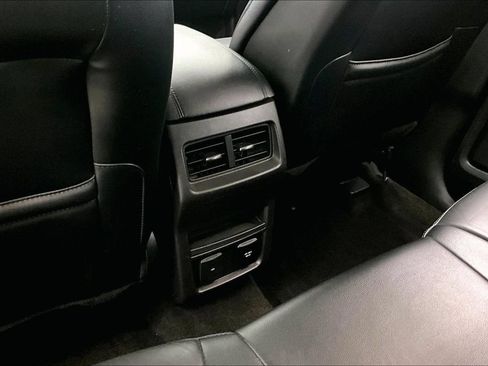 Used 2017 Ford Edge SEL w/ Equipment Group 201A AWD/4WD image 25