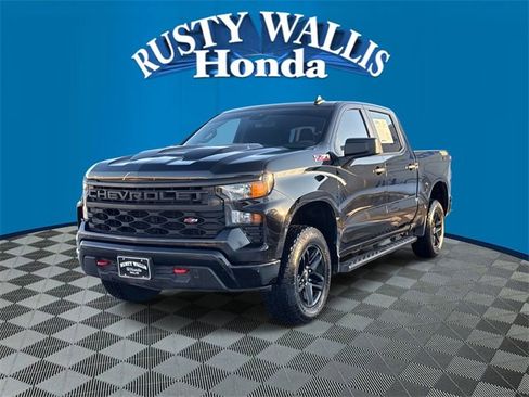 Used 2023 Chevrolet Silverado 1500 Custom Trail Boss image 4