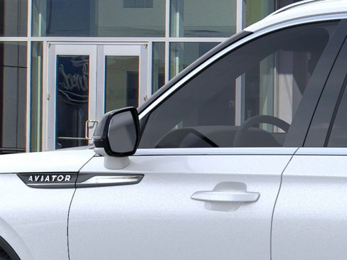 New 2026 Lincoln Aviator 2WD image 20