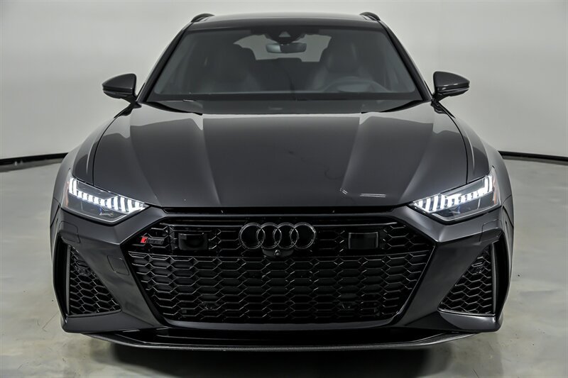 Used 2021 Audi RS 6 AWD/4WD image 4