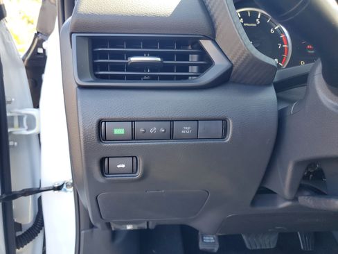 New 2025 Nissan Sentra S image 18