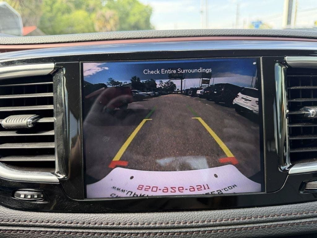 Used 2020 Chrysler Pacifica Limited FWD image 18