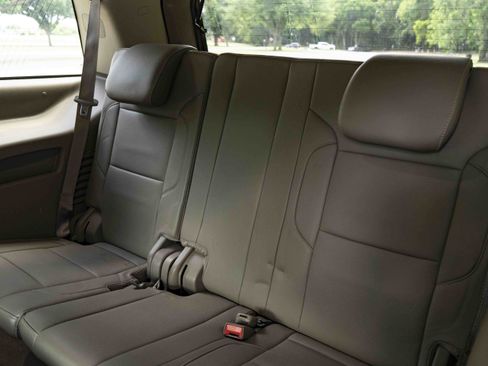 Used 2016 Chevrolet Tahoe LT RWD image 19