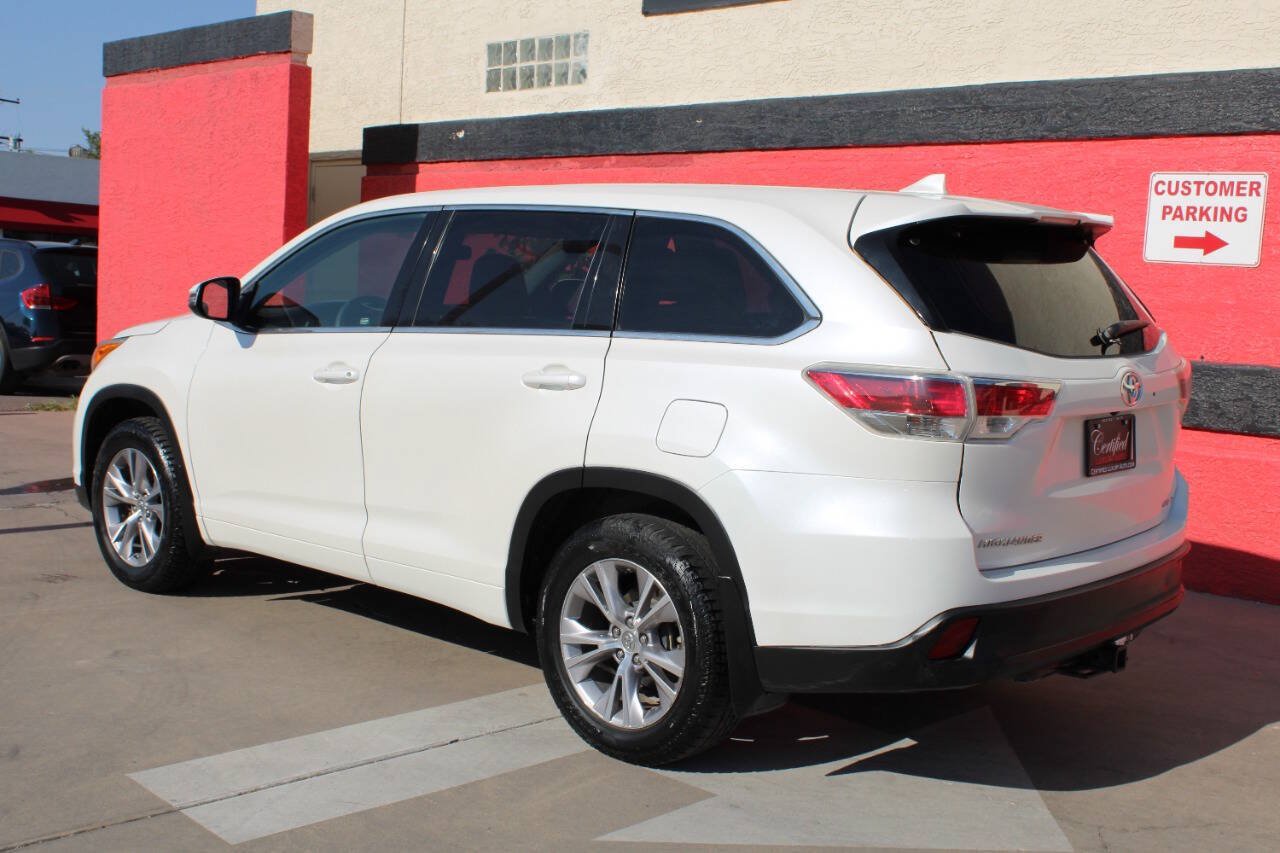 Used 2015 Toyota Highlander Plus AWD/4WD image 10
