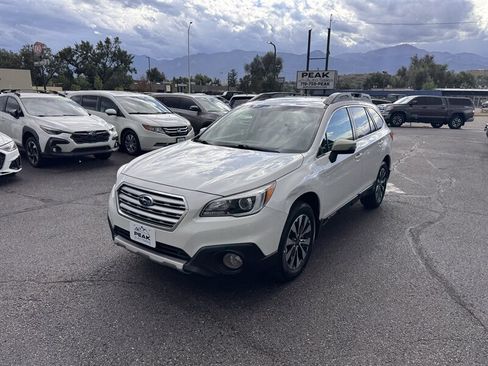 Used 2017 Subaru Outback 2.5i Limited AWD/4WD image 3