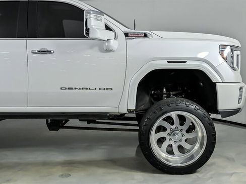 Used 2020 GMC Sierra 2500 Denali w/ Denali Ultimate Package AWD/4WD image 15