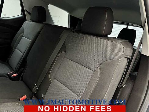 Used 2019 Chevrolet Traverse LT image 15