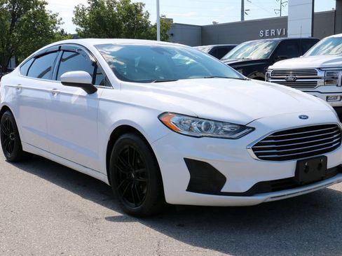 Used 2020 Ford Fusion SE FWD image 4