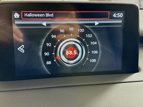 Used 2018 MAZDA CX-9 Touring w/ Touring Premium Package image 15