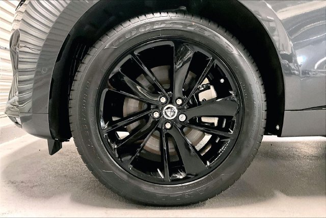 New 2026 Jaguar F-PACE R-Dynamic S AWD/4WD image 10