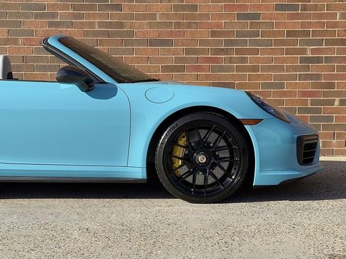 Certified 2019 Porsche 911 Turbo S image 11