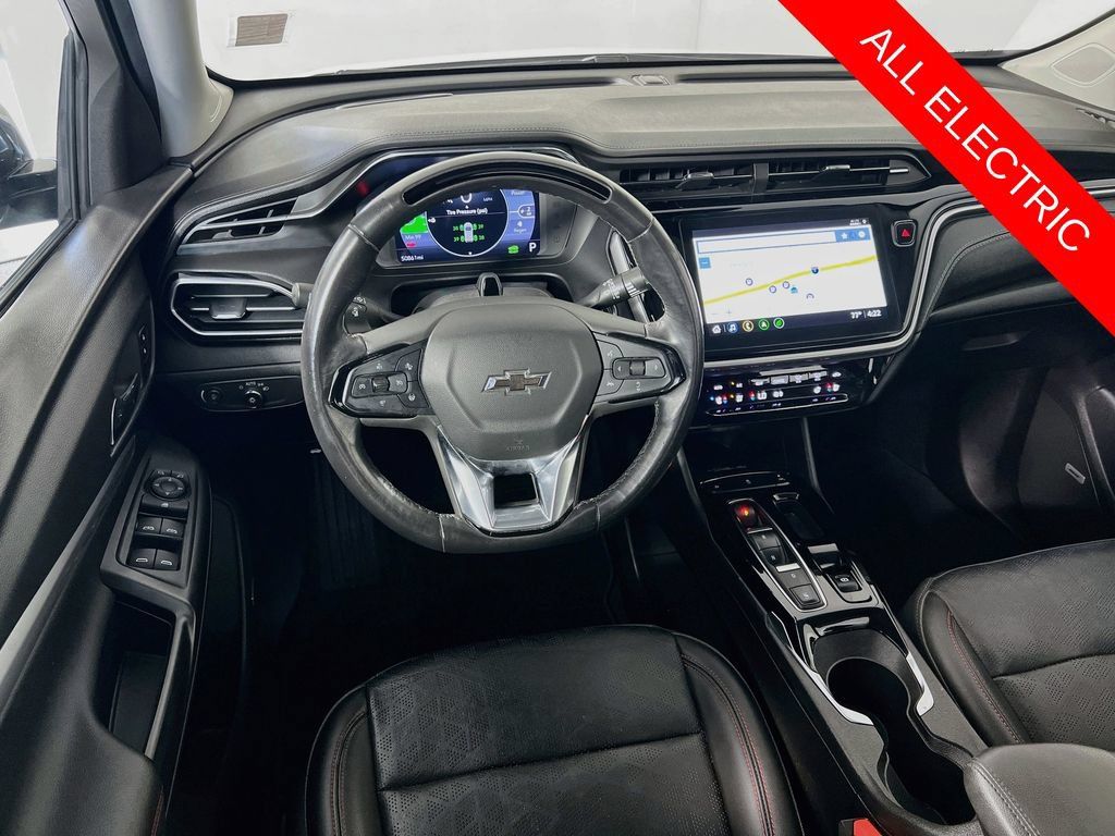 Used 2023 Chevrolet Bolt EUV Premier w/ Sun & Sound Package FWD image 24