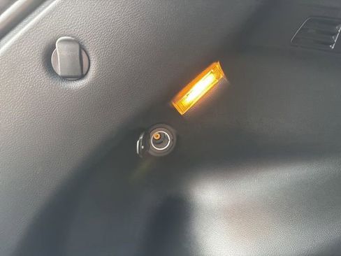 Used 2023 Jeep Compass Trailhawk image 21