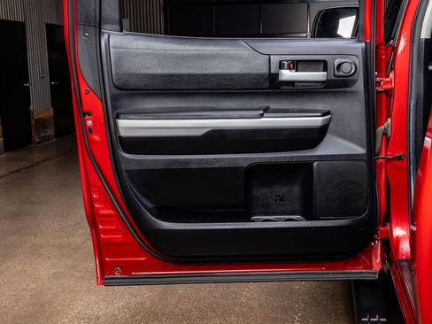 Used 2020 Toyota Tundra SR5 w/ SR5 Upgrade Package image 37