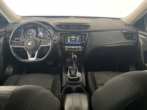 Used 2019 Nissan Rogue SV w/ Premium Package AWD/4WD image 31