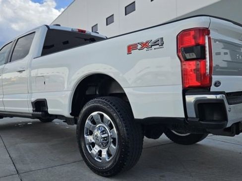 Used 2025 Ford F350 King Ranch w/ Chrome Package image 3