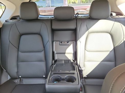 Used 2025 MAZDA CX-5 AWD 2.5 S w/ Select Package image 14