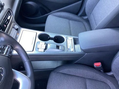 Used 2021 Hyundai Kona SEL image 24