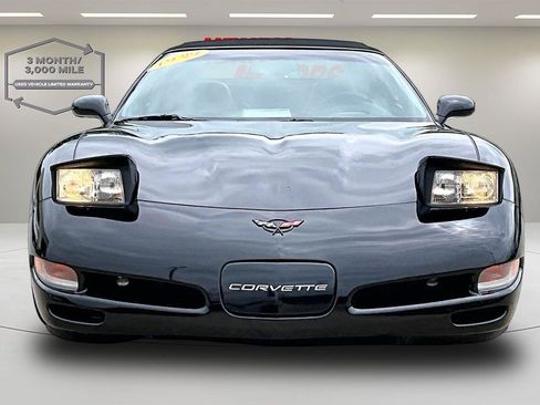 Used 1999 Chevrolet Corvette Convertible w/ Memory Pkg RWD image 2