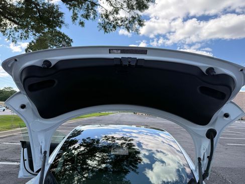Used 2018 Tesla Model 3 Mid Range RWD image 33