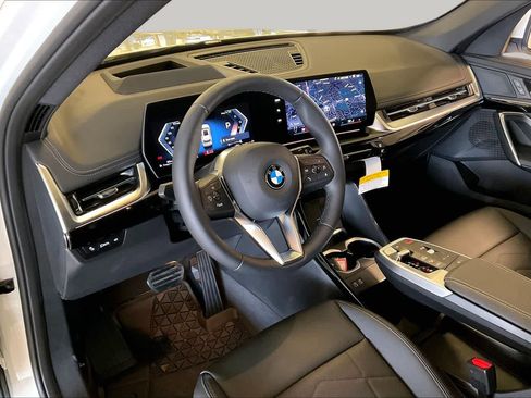 New 2026 BMW X1 xDrive28i w/ Technology Package AWD/4WD image 8