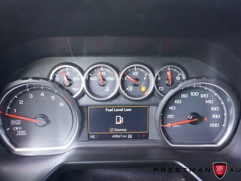 Used 2021 Chevrolet Tahoe Z71 w/ Luxury Package AWD/4WD image 31
