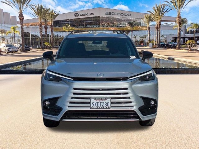 Used 2026 Lexus TX 500h AWD w/ Technology Package image 2