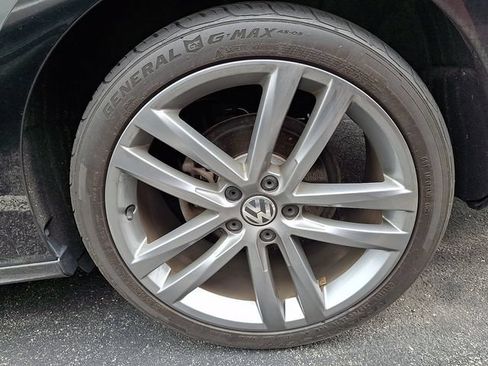 Used 2016 Volkswagen Passat 1.8T R-Line FWD image 8