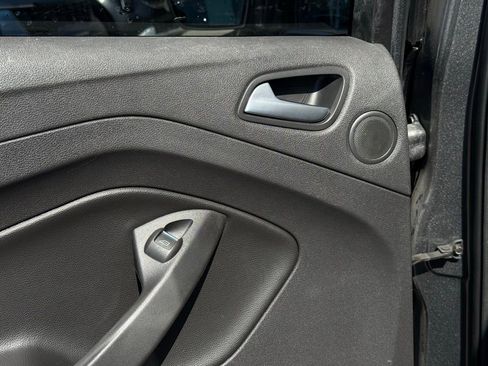 Used 2013 Ford Escape SEL image 38