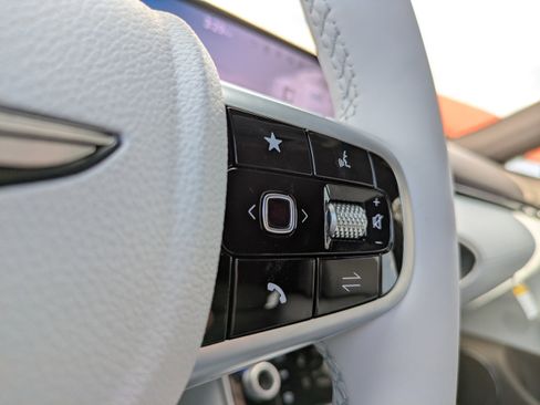 New 2026 Genesis GV70 2.5T Advanced image 22