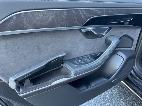 New 2026 Audi A8 L 3.0T image 23