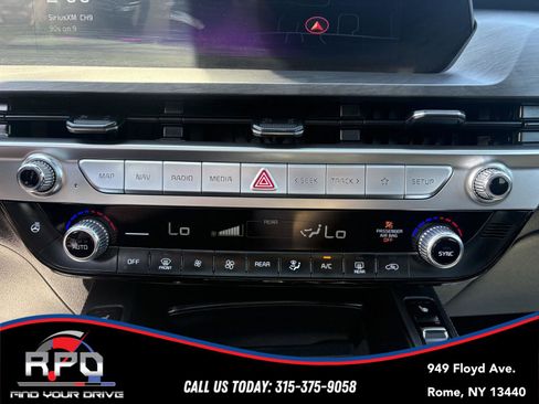 Used 2024 Kia Telluride EX X-Line AWD/4WD image 19