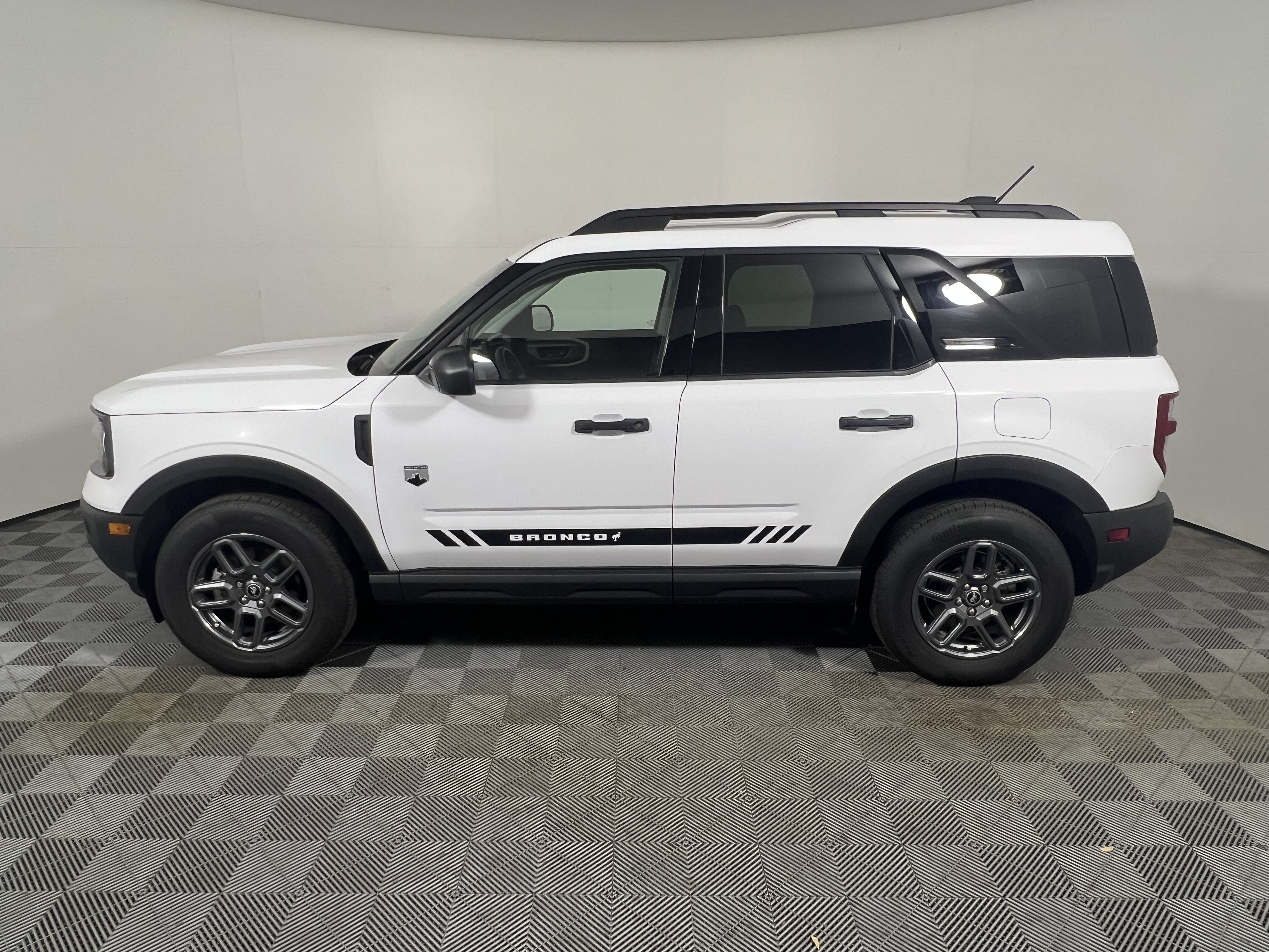 Used 2025 Ford Bronco Sport Big Bend AWD/4WD image 2
