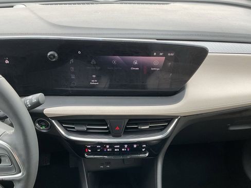 Used 2024 Buick Encore GX Avenir w/ Avenir Convenience Package image 13