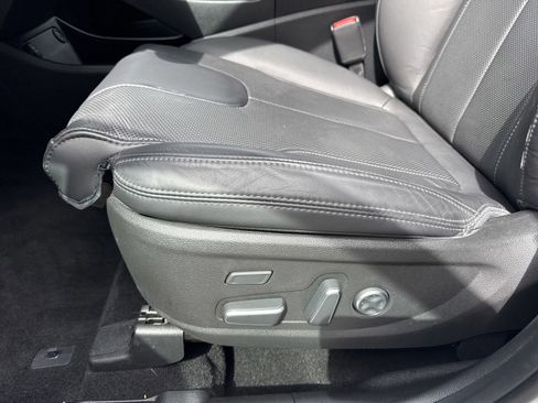 Used 2023 Hyundai Santa Fe Calligraphy image 12