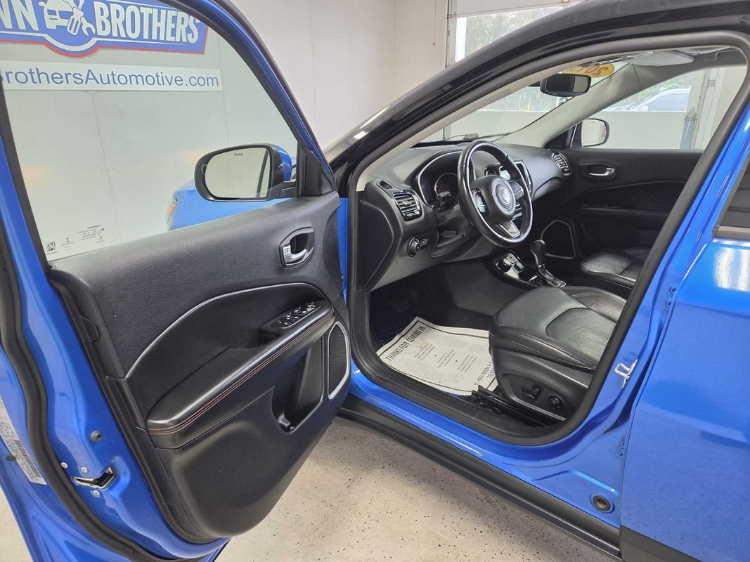 Used 2019 Jeep Compass Limited AWD/4WD image 10