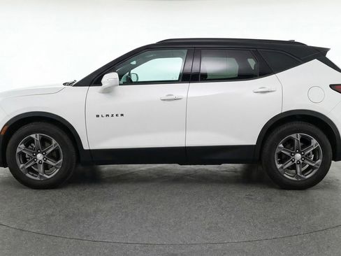 Used 2025 Chevrolet Blazer LT image 5