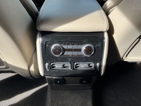 Used 2023 Lincoln Aviator AWD w/ Elements Package image 14