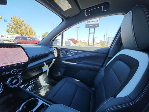 New 2026 Chevrolet Blazer EV LT image 11