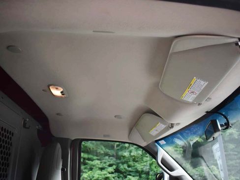 Used 2020 Chevrolet Express 2500 RWD image 23