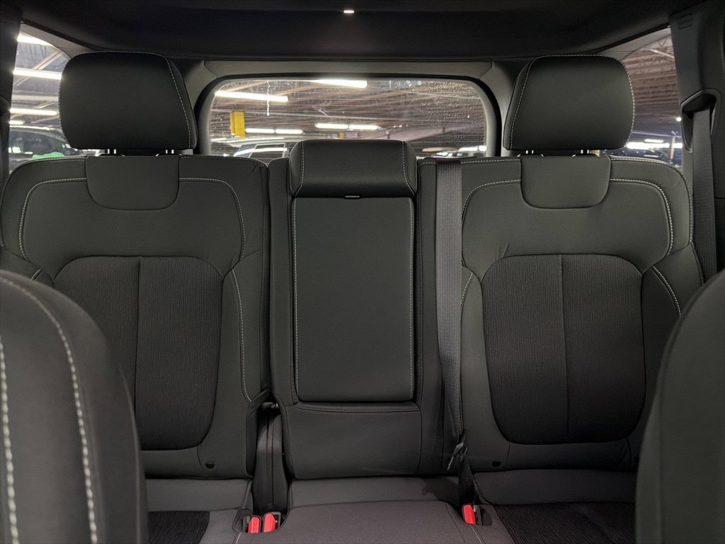 New 2026 Jeep Grand Cherokee Laredo RWD image 18