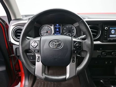 Used 2019 Toyota Tacoma SR5 image 6
