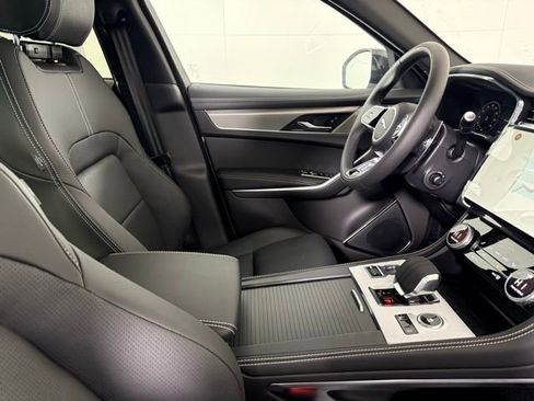 New 2025 Jaguar F-PACE R-Dynamic S image 36