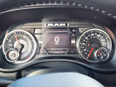 Used 2020 RAM 1500 Laramie image 16