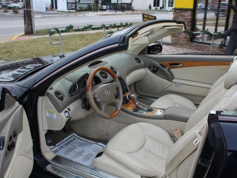 Used 2007 Mercedes-Benz SL 550 SL 550 image 12