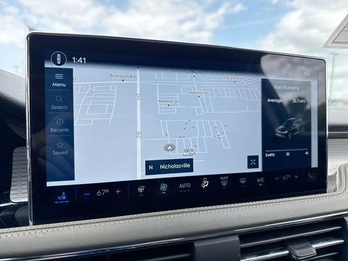 Used 2024 Lincoln Corsair AWD w/ Equipment Group 101A image 15