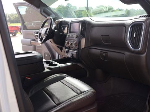 Used 2021 GMC Sierra 2500 Denali w/ Denali Ultimate Package AWD/4WD image 11