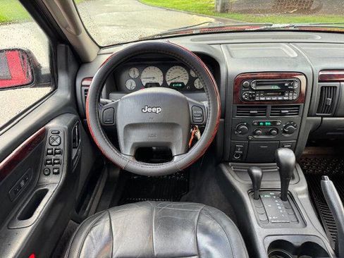 Used 2002 Jeep Grand Cherokee Limited image 17